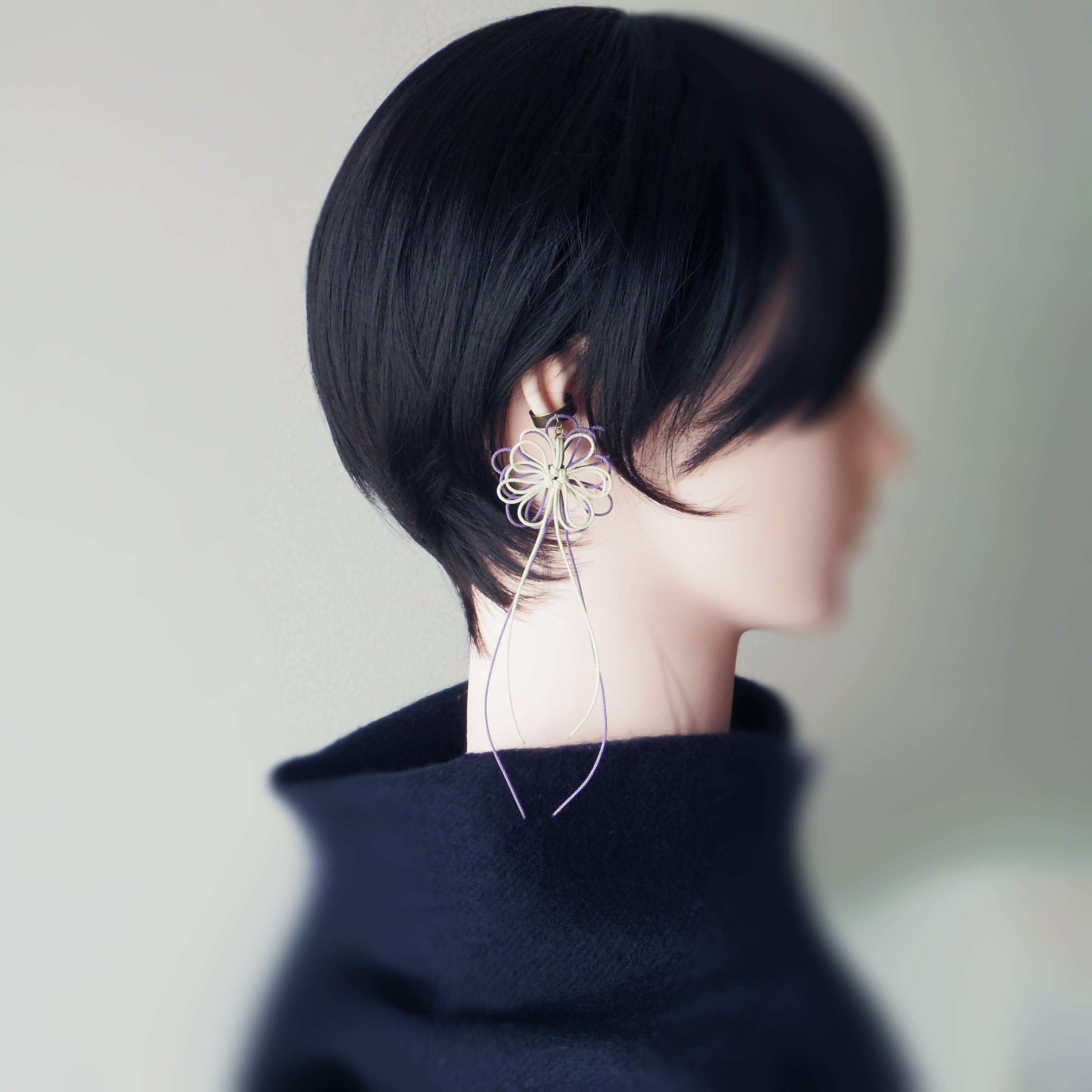 かたっぽイヤーカフ「あやふれて」(アイボリー×淡紫)