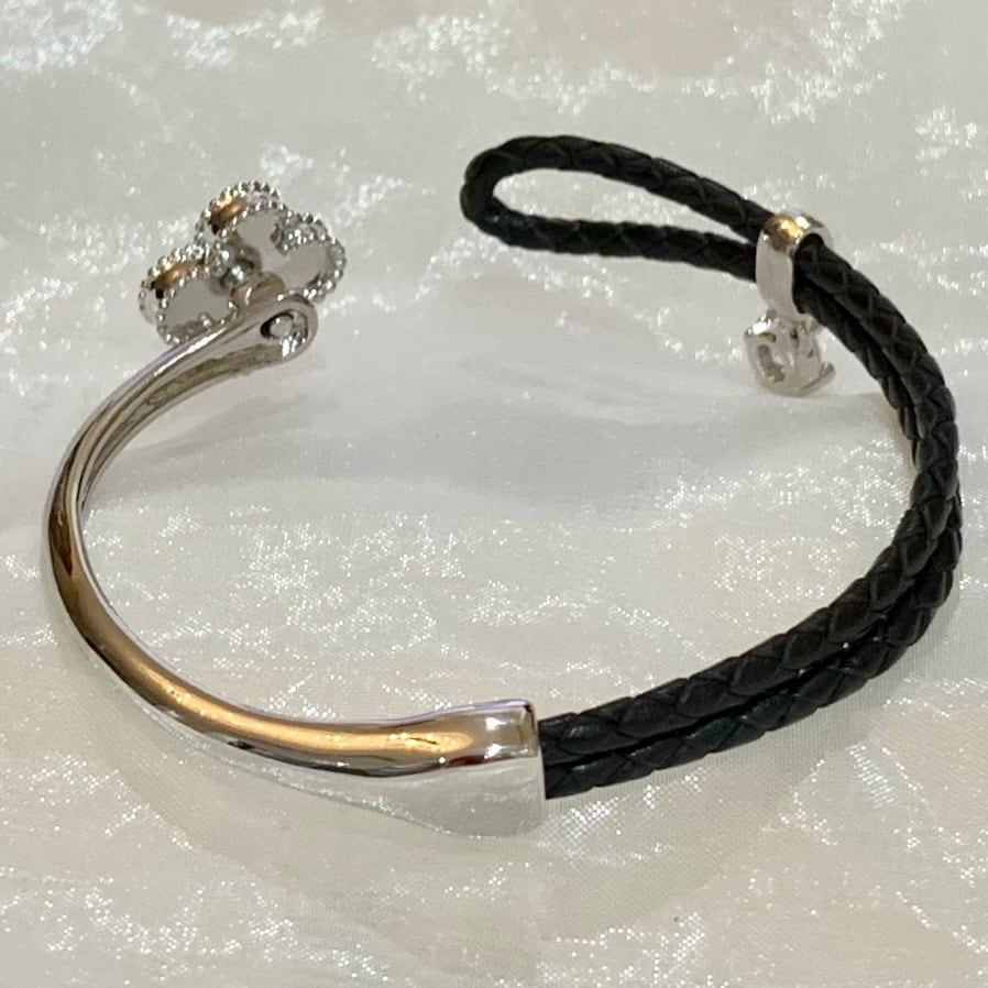 クローバーモチーフブレスレット | セレクトショップ Luna