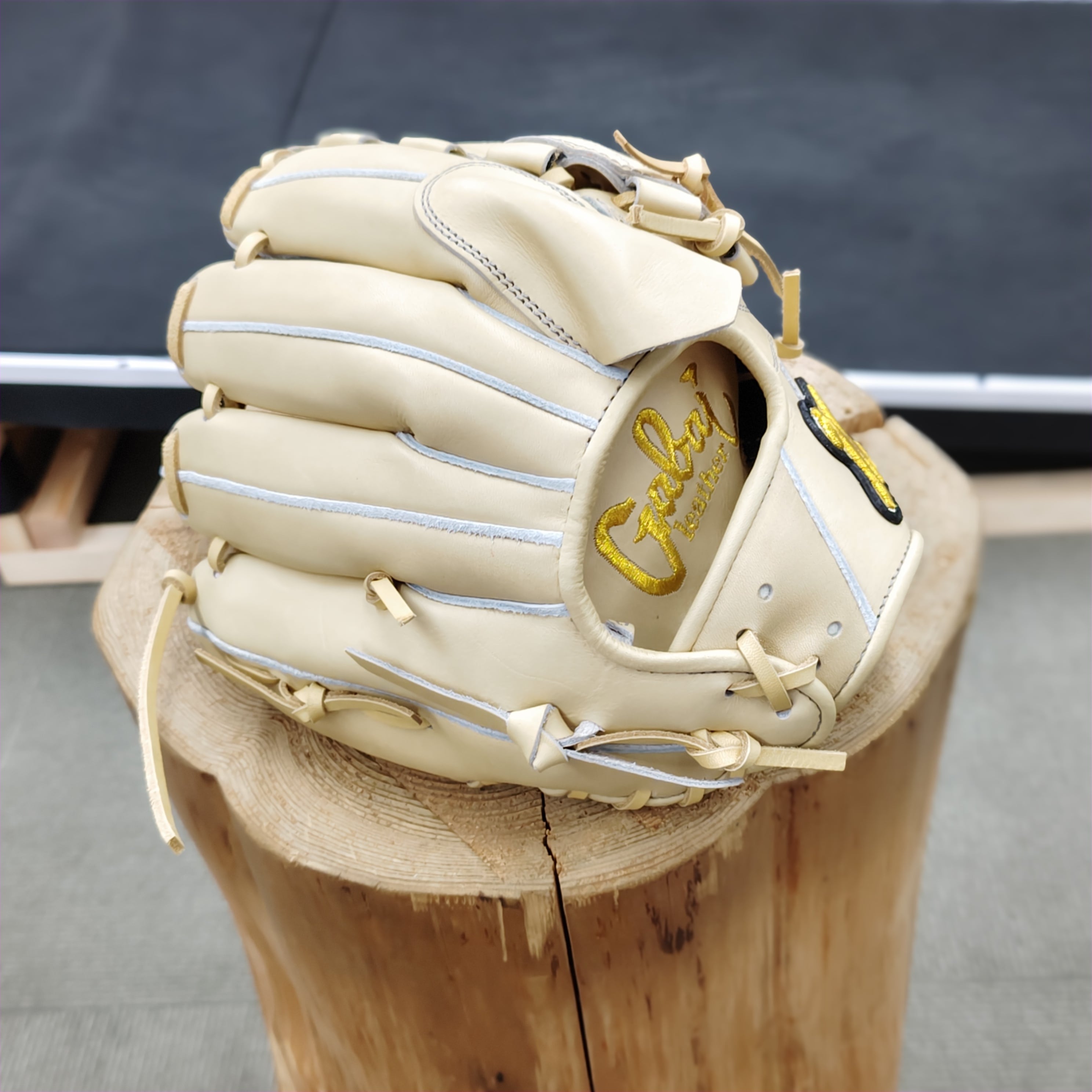 限定カラー キャメル THANK サンク がばいレザー Gabai leather 特殊重心グローブ 肩甲骨 股関節 硬式用 投手用 限定品 グローブ グラブ 野球 ソフトボール ミズノ WILSON ウィルソン ZETT SSK 久保田スラッガー アシックス ローリングス TEPPEN テッペン RYU | PLAYERZ 限定カラー キャメル THANK サンク がばいレザー Gabai leather 特殊重心グローブ 肩甲骨 股関節 硬式用 投手用 限定品 グローブ グラブ 野球 ソフトボール ミズノ WILSON ウィルソン ZETT SSK 久保田スラッガー アシックス ローリングス TEPPEN テッペン RYU | PLAYERZ