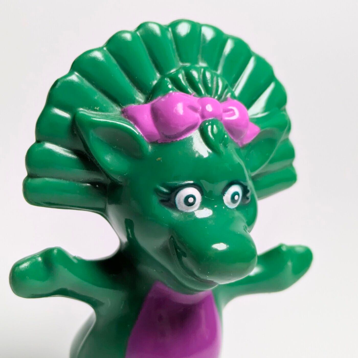 ☆ VINTAGE 1993 ☆ 【 Barney & Friends（ バーニー&フレンズ ）】『 Baby Bop ( ベイビー ボップ )  』  PVC フィギュア ビンテージトイ 〚アメリカン雑貨 アメトイ〛