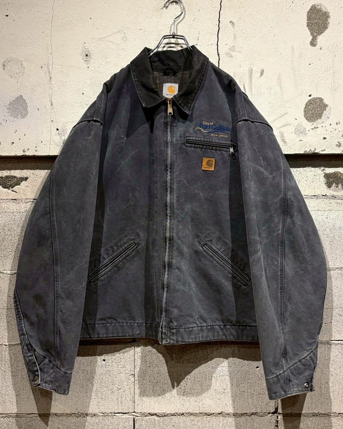Caka otto】“Carhartt” 
