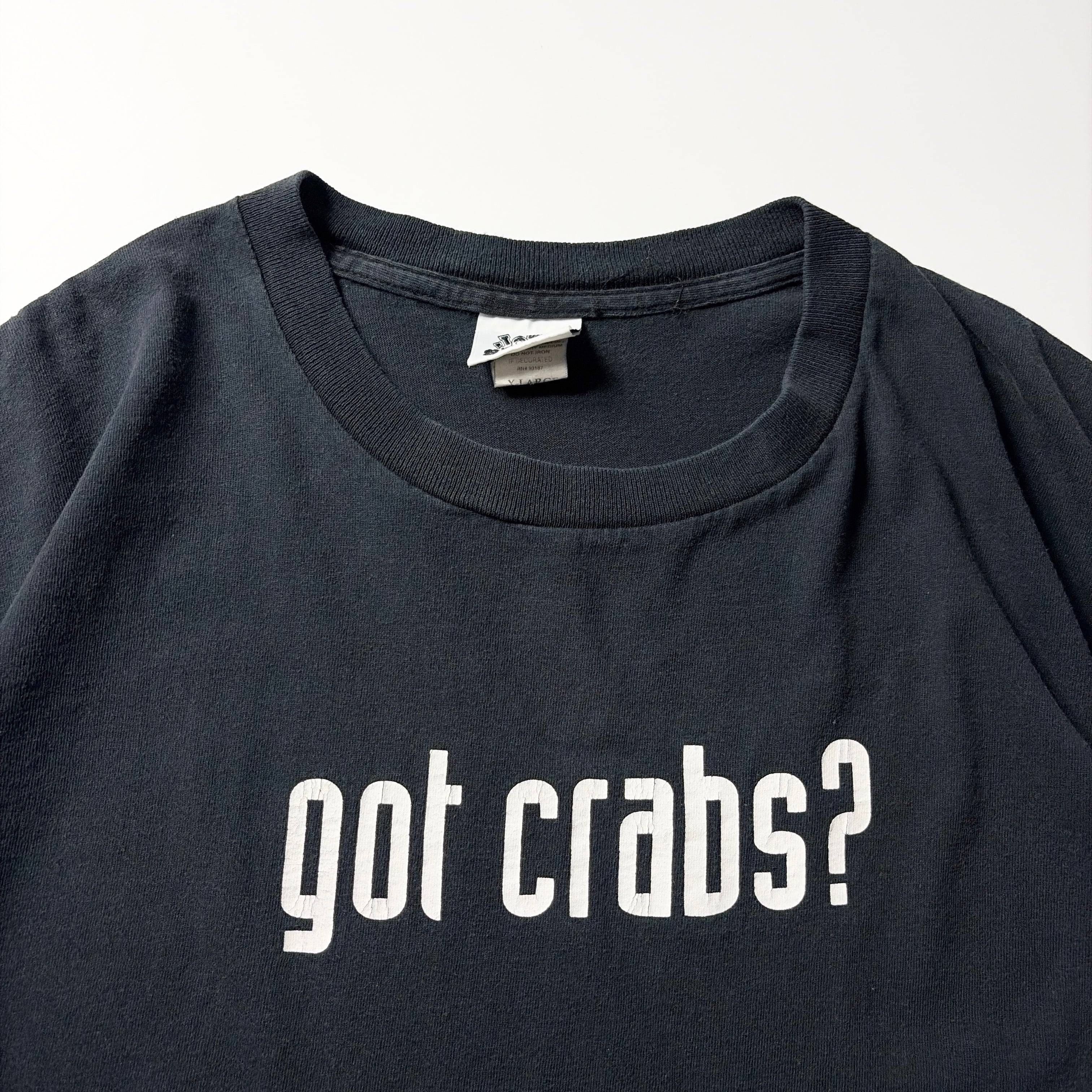 2000s Got Crabs? Joke Message Graphic T-Shirt