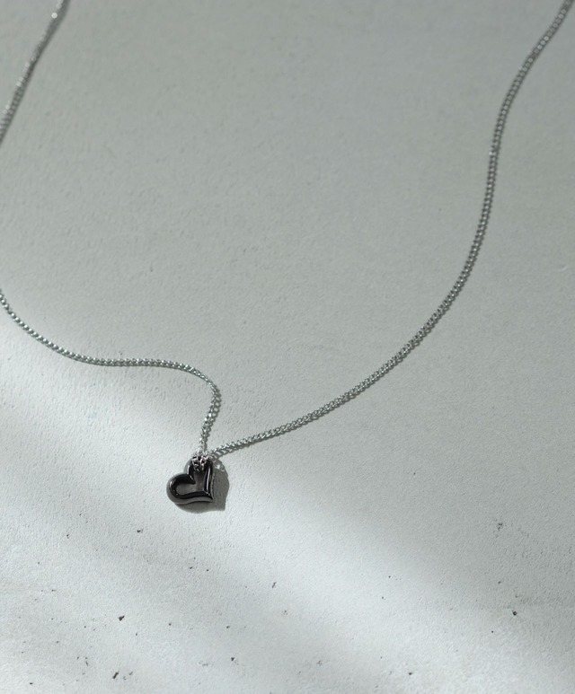 オープンハートのネックレス  IPブラックカラー N1129BK