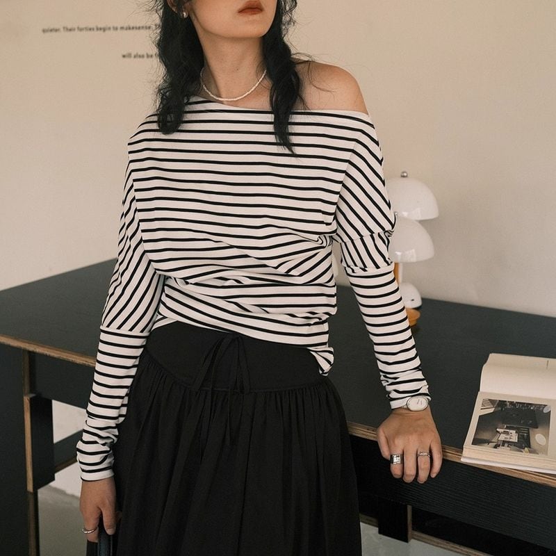 one shoulder border tops 101603