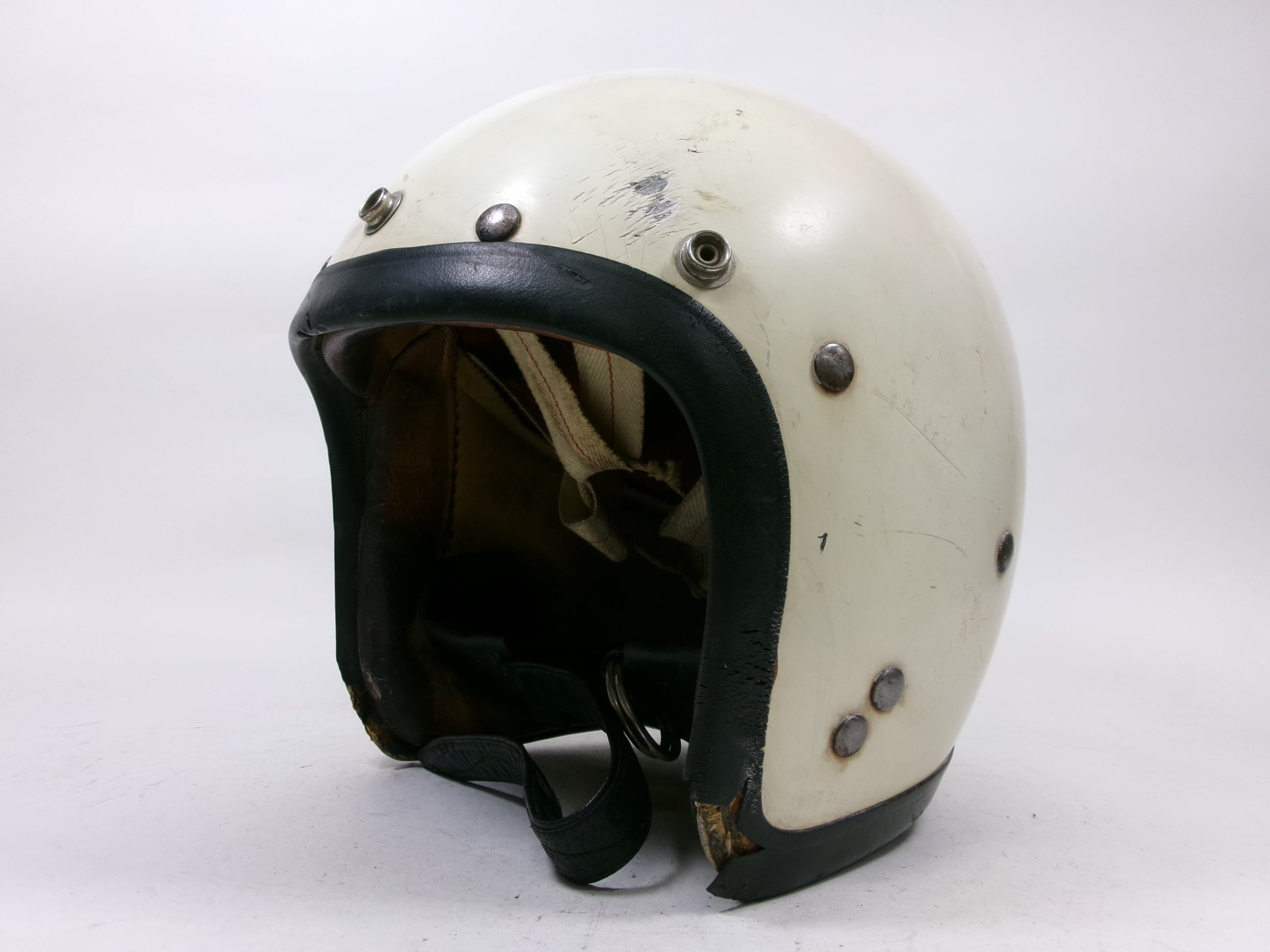 ミリタリー ヘルメット ヴィンテージ HEADS Vintage Helmets & Accessories