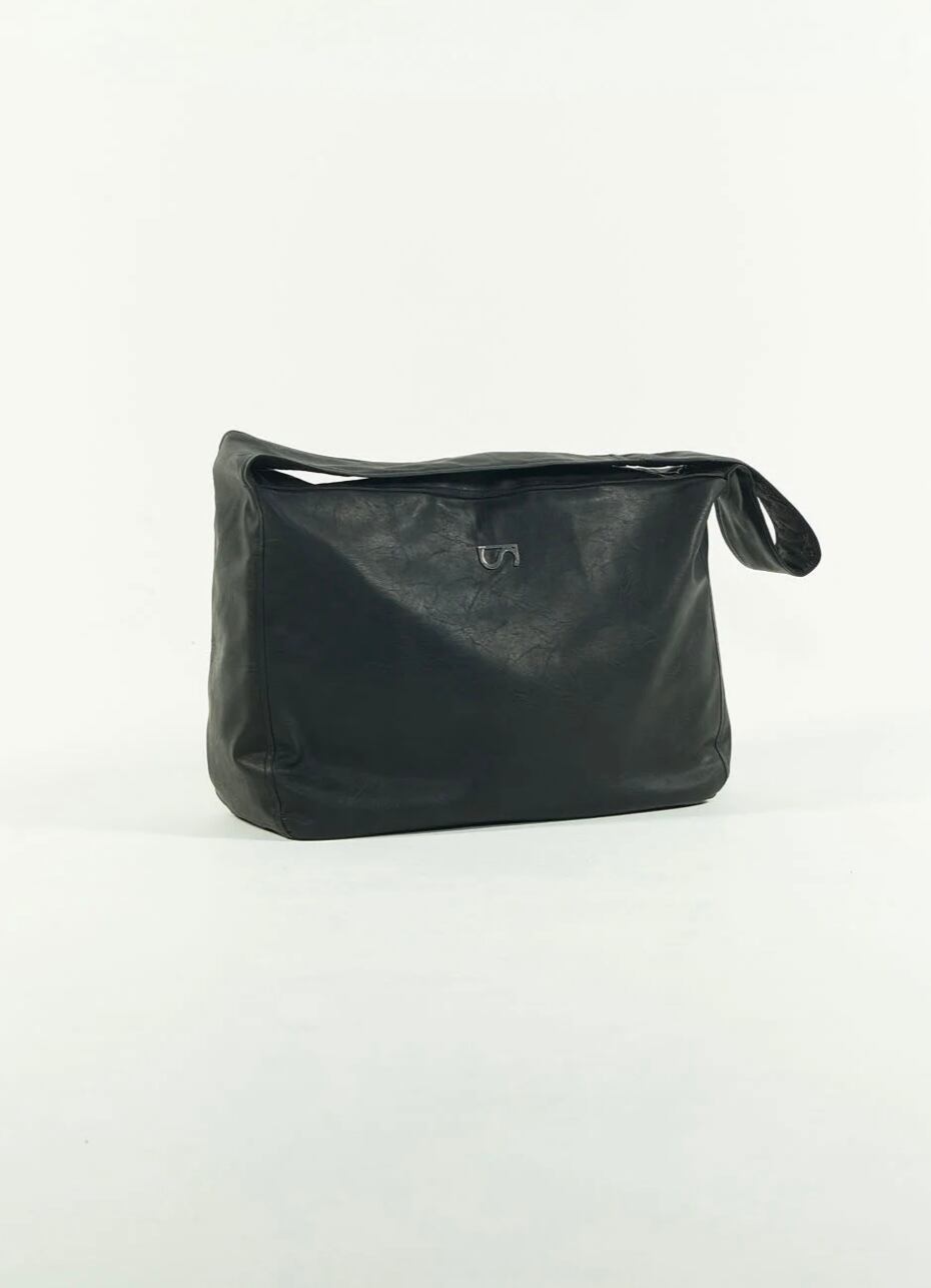 Marni Marni Mending Shoulder Bag【関税込/送料込】 MARNI | MENDING LEATHER SHOULDER BAG | BLACK | HOWDAY