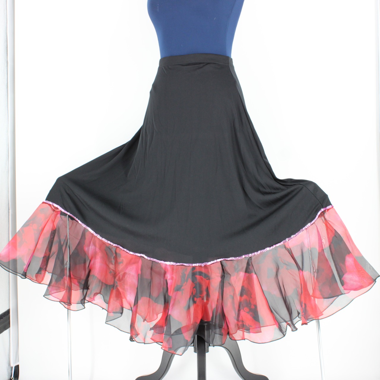 【美品 社交ダンス衣装】スカート パニエ ペチコート 赤 黒 ブラック レッド ピンク 花柄 スパンコール かわいい 可愛い 上品