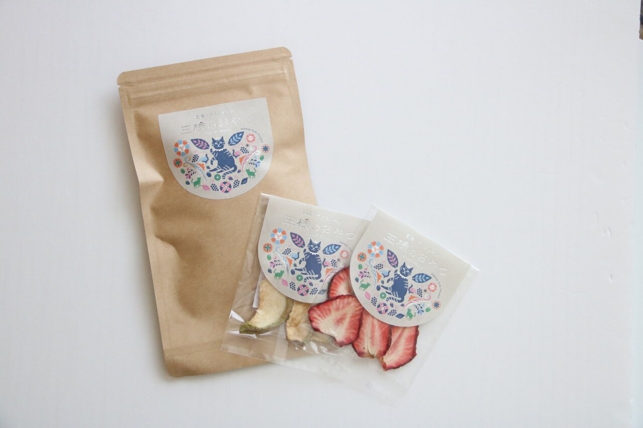 【毎月お届け便】王様のおやつミニ(和紅茶セット)（無添加・岡山県産ドライフルーツ王様のおやつイチゴ＆かおり梨＆和紅茶）