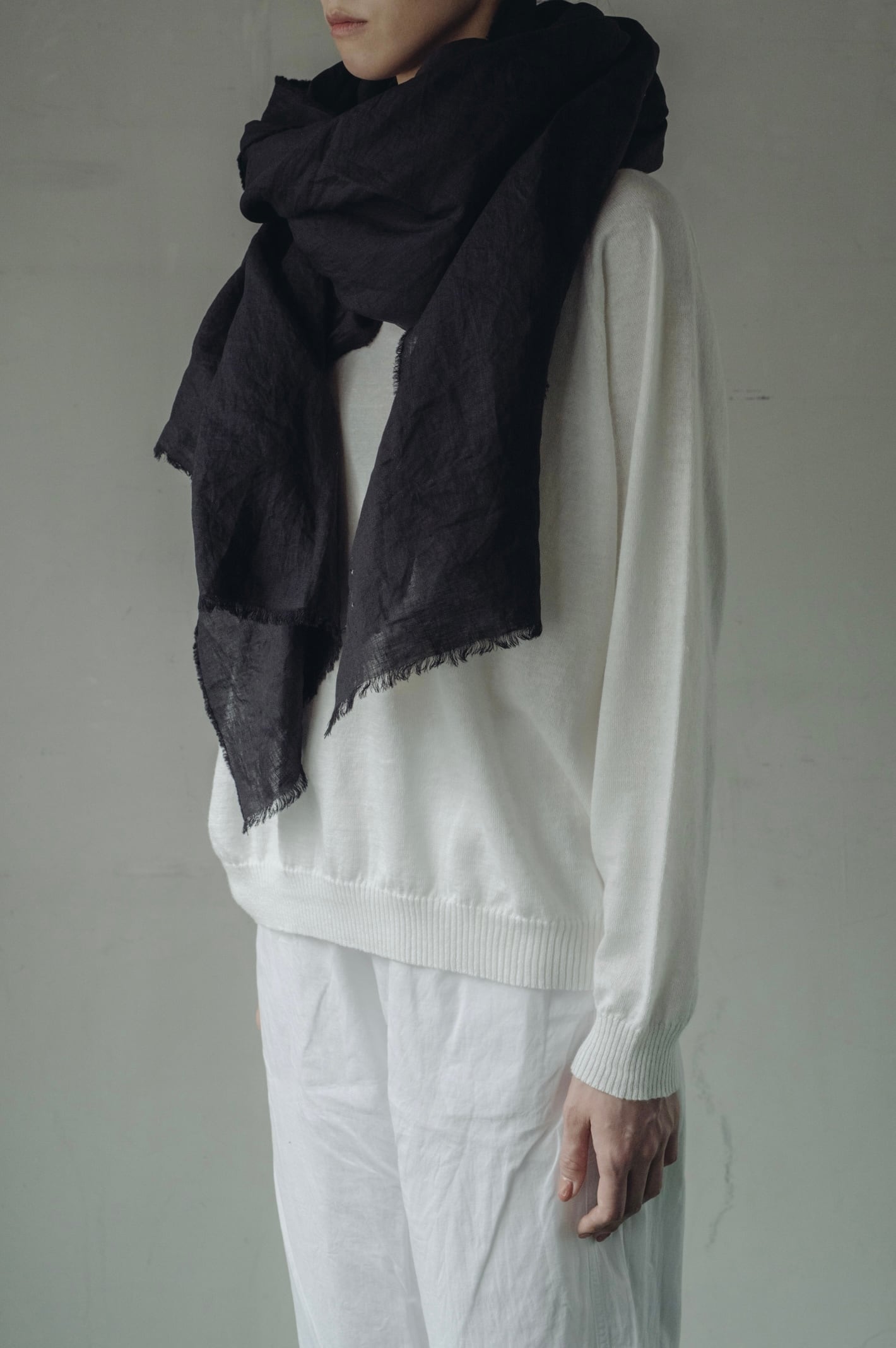 3001-1 80 linen stole / black