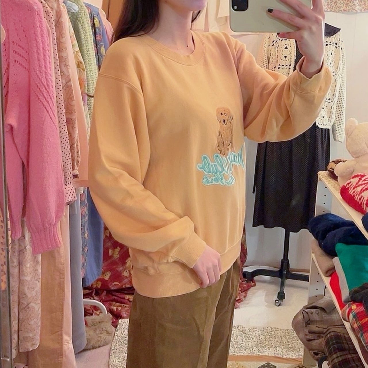 dog embroidery orange sweat