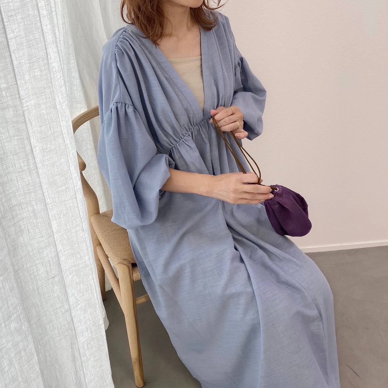 V neck slit gather OP/blue