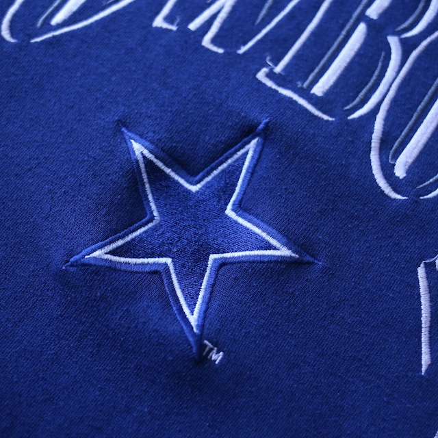 "刺繍" COWBOYS logo design over silhouette sweatshirt