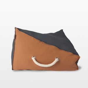 The Standard Double Cushion Tan Brown  / monchouchou