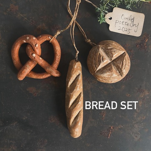 2025Christmas ornament “Bread set”