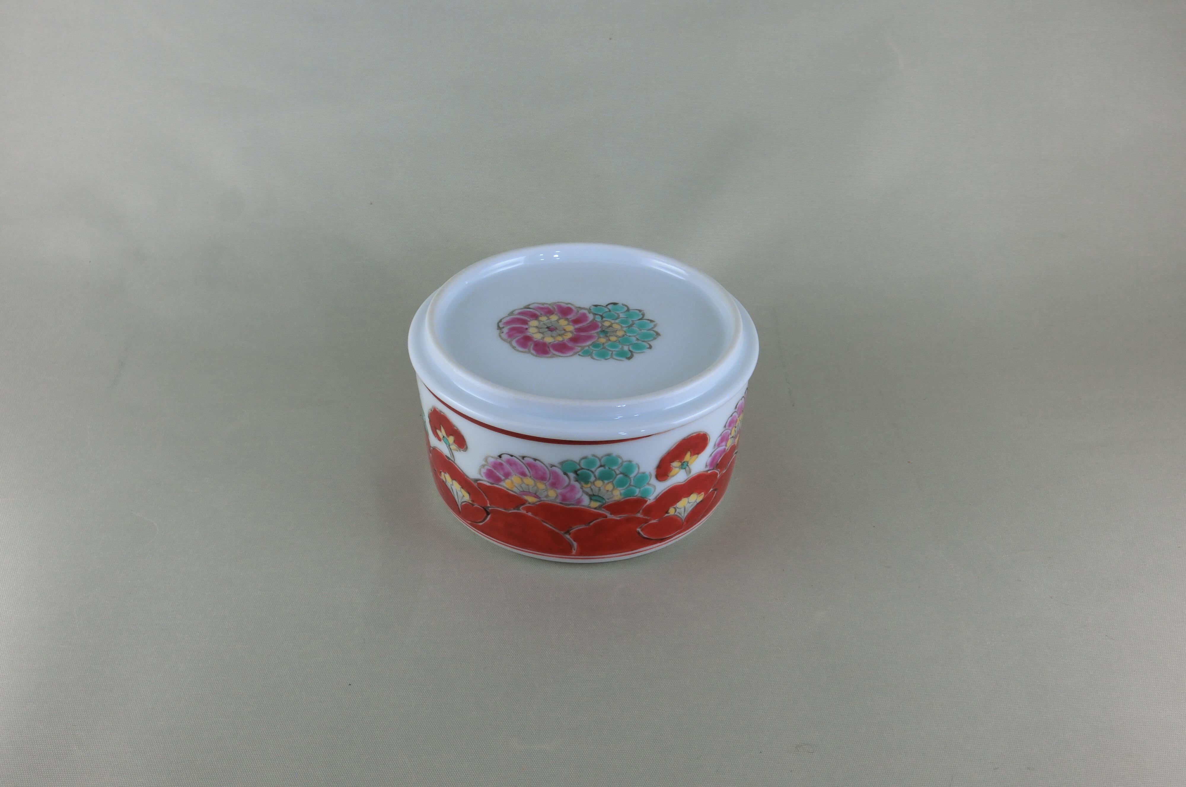 満開桜　蓋物（しのえ工房）