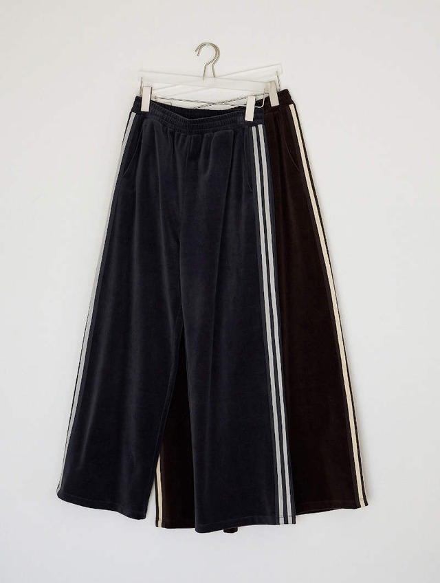 anuke（アンヌーク） Velour Track Pants