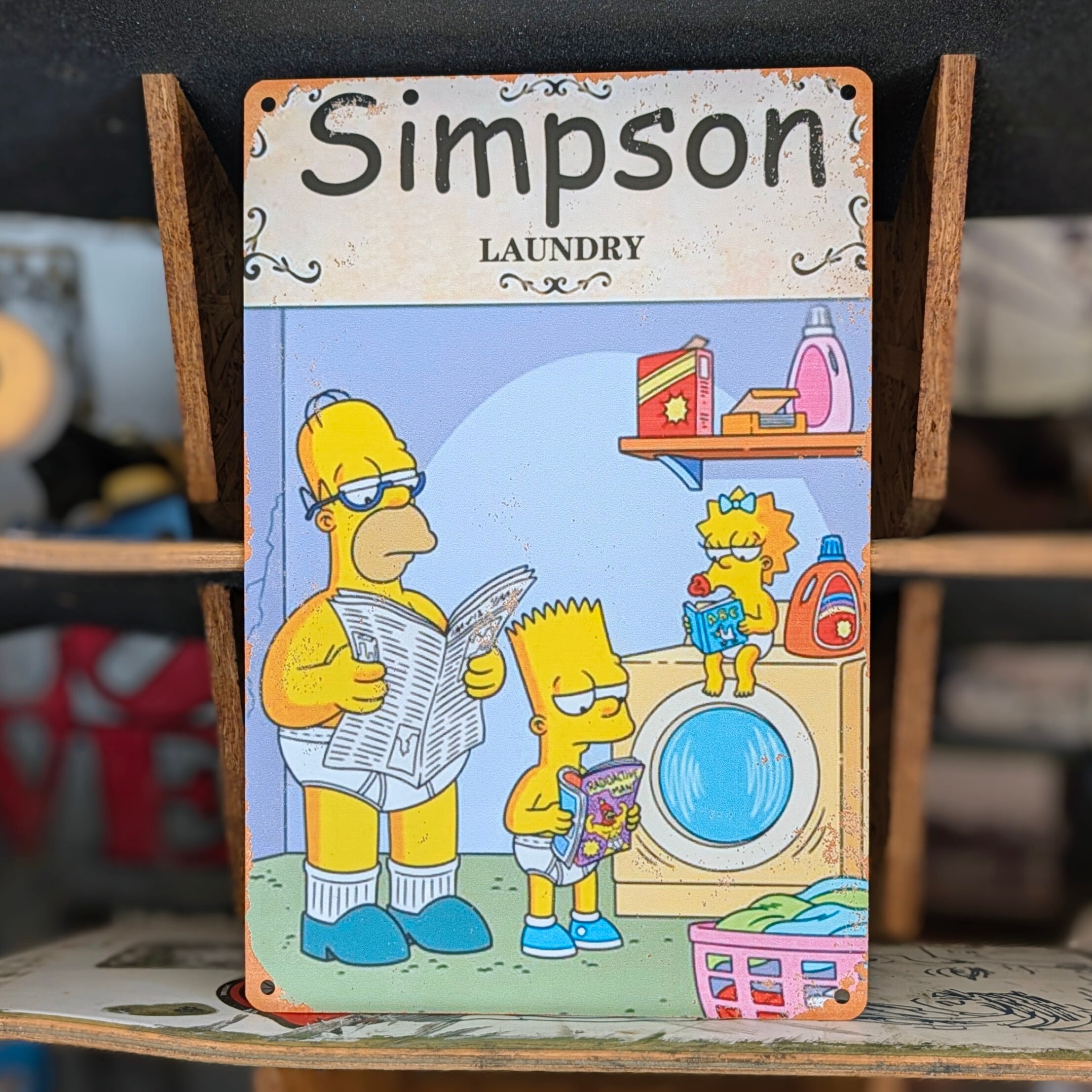 ♡HAPPYなワンシーン♡送料無料!ちょうどいいブリキ看板【 The Simpsons ( シンプソンズ )】『 LAUNDRY ランドリー 』 METAL SIGN / メタルサイン / ブリキ看板 / サインボード / ビンテージ加工 〚アメリカン雑貨 アメトイ〛