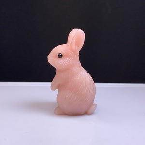 8.ピンクオパールうさぎ・インテリア
