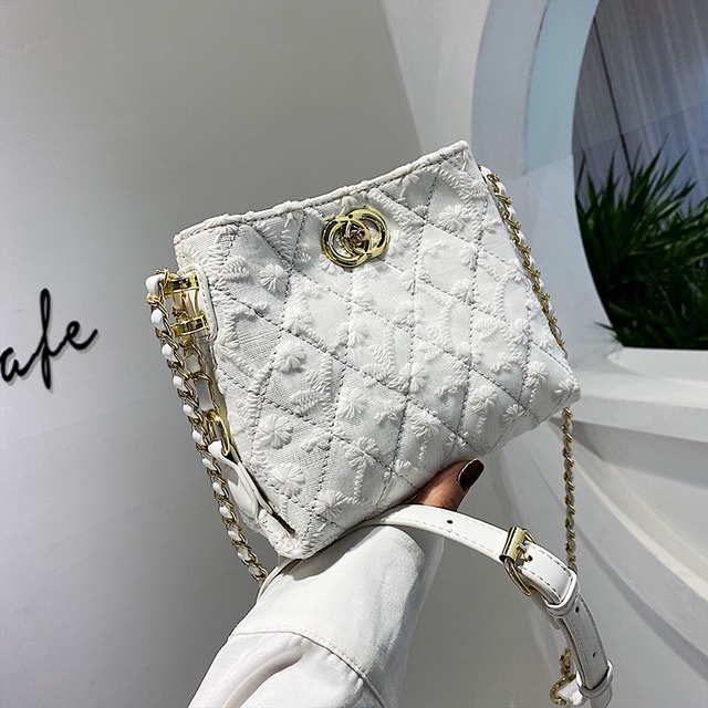 ネットレッドレディーススモールバッグ2020新しいトレンディなワイルドダイヤモンドチェーンクロスボディバッグ夏のファッションバケットバッグ Tiancai_Wing_Bag2701924