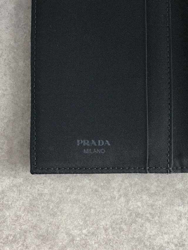 PRADA プラダ 財布 ブラック トライアングルロゴ ナイロン 3つ折り vintage ヴィンテージ オールド d6ehtk