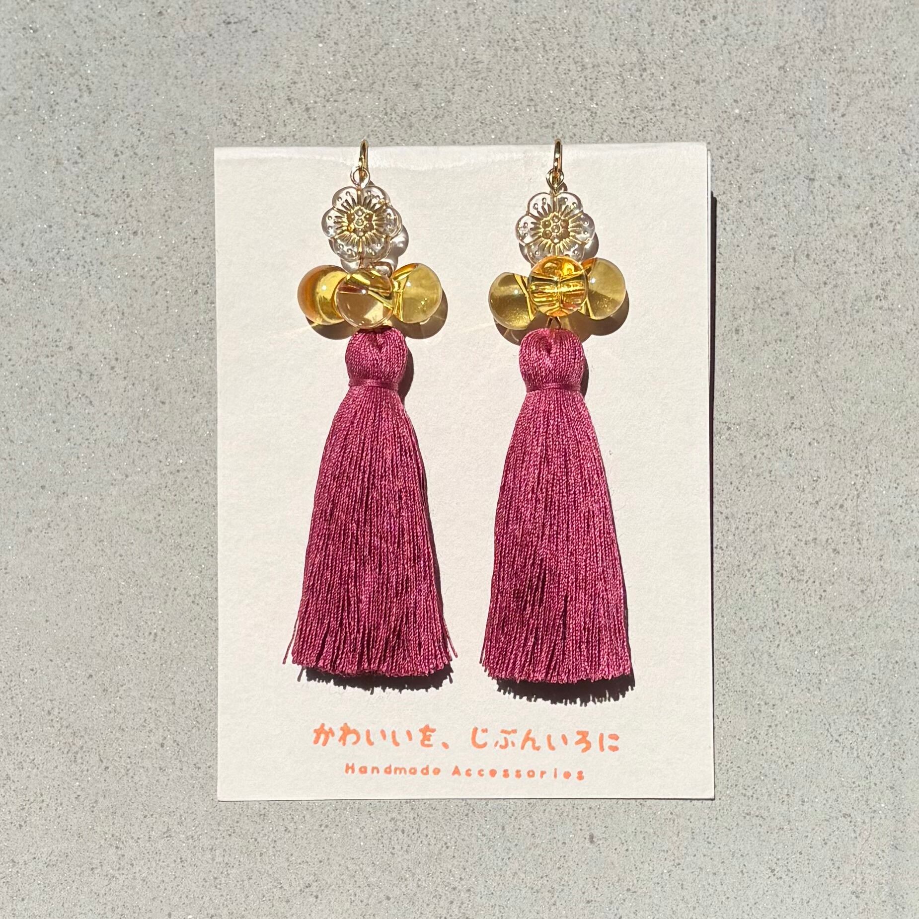和風】梅結びとタッセルのピアス（イヤリング）（色オーダー可）【着物