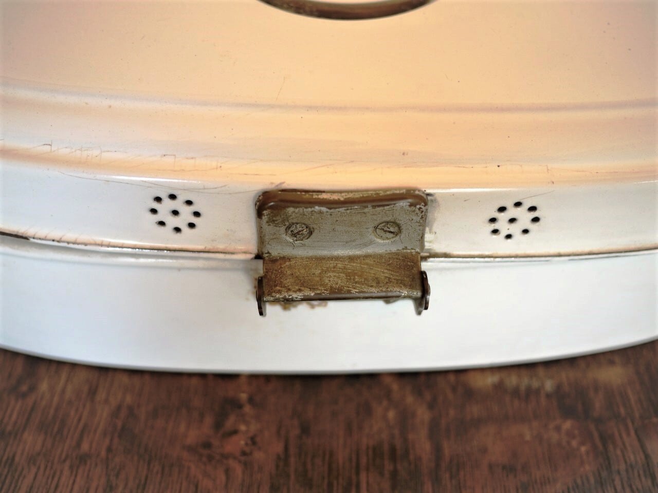 アンティークドイツ ホーローブレッドボックス | こりすのパン屋Base店