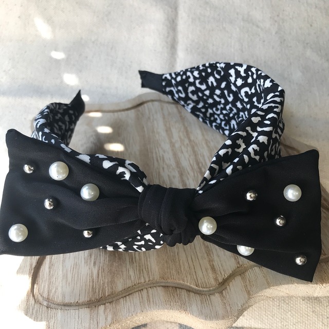 パールリボン柄カチューシャ