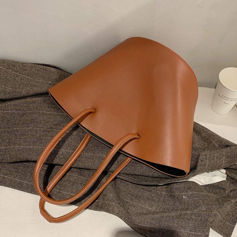 レディースレッド ハンドバッグ 手作りハンドバック67043612589