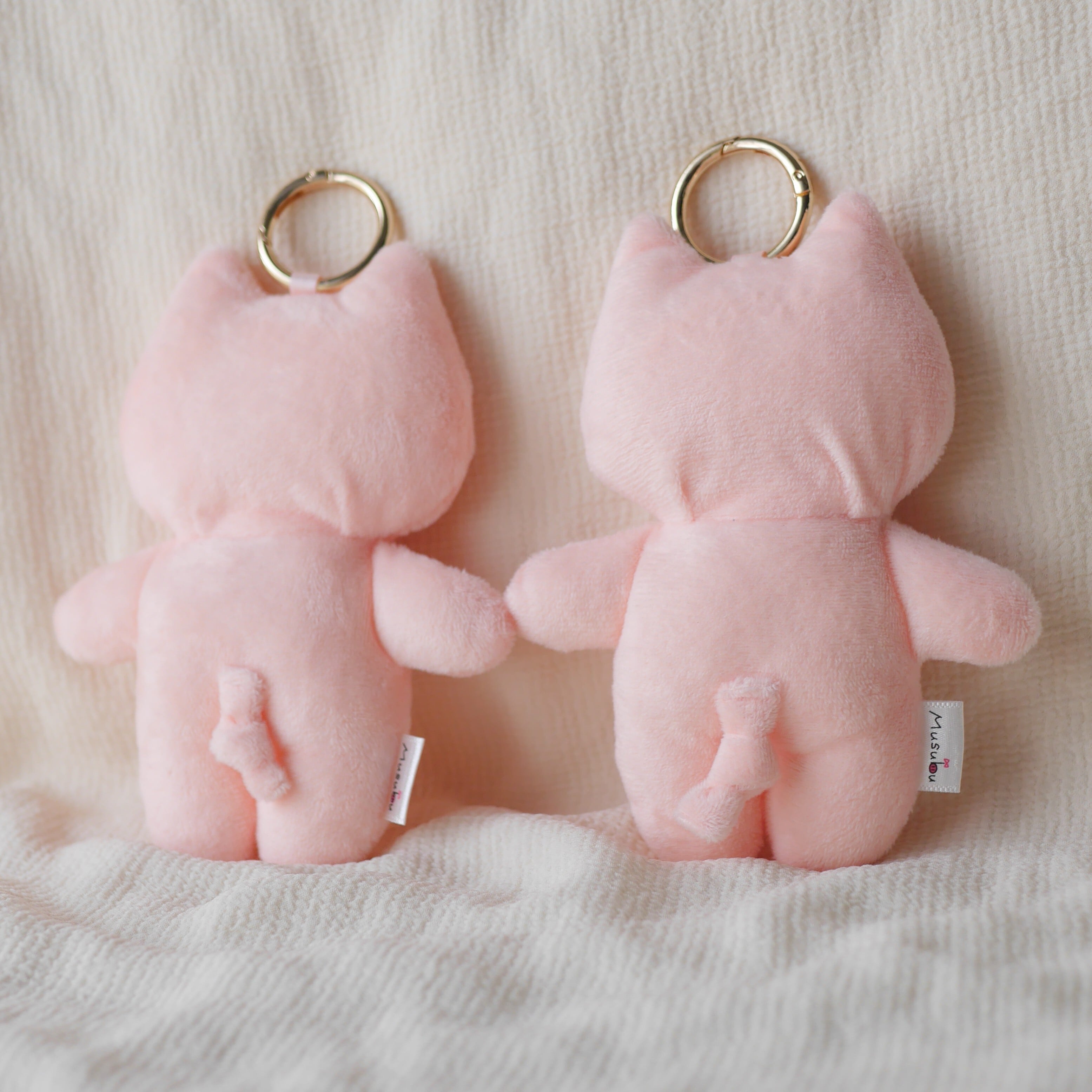 一緒におでかけ「ぶたちゃんぬいぐるみバックチャーム」全3色