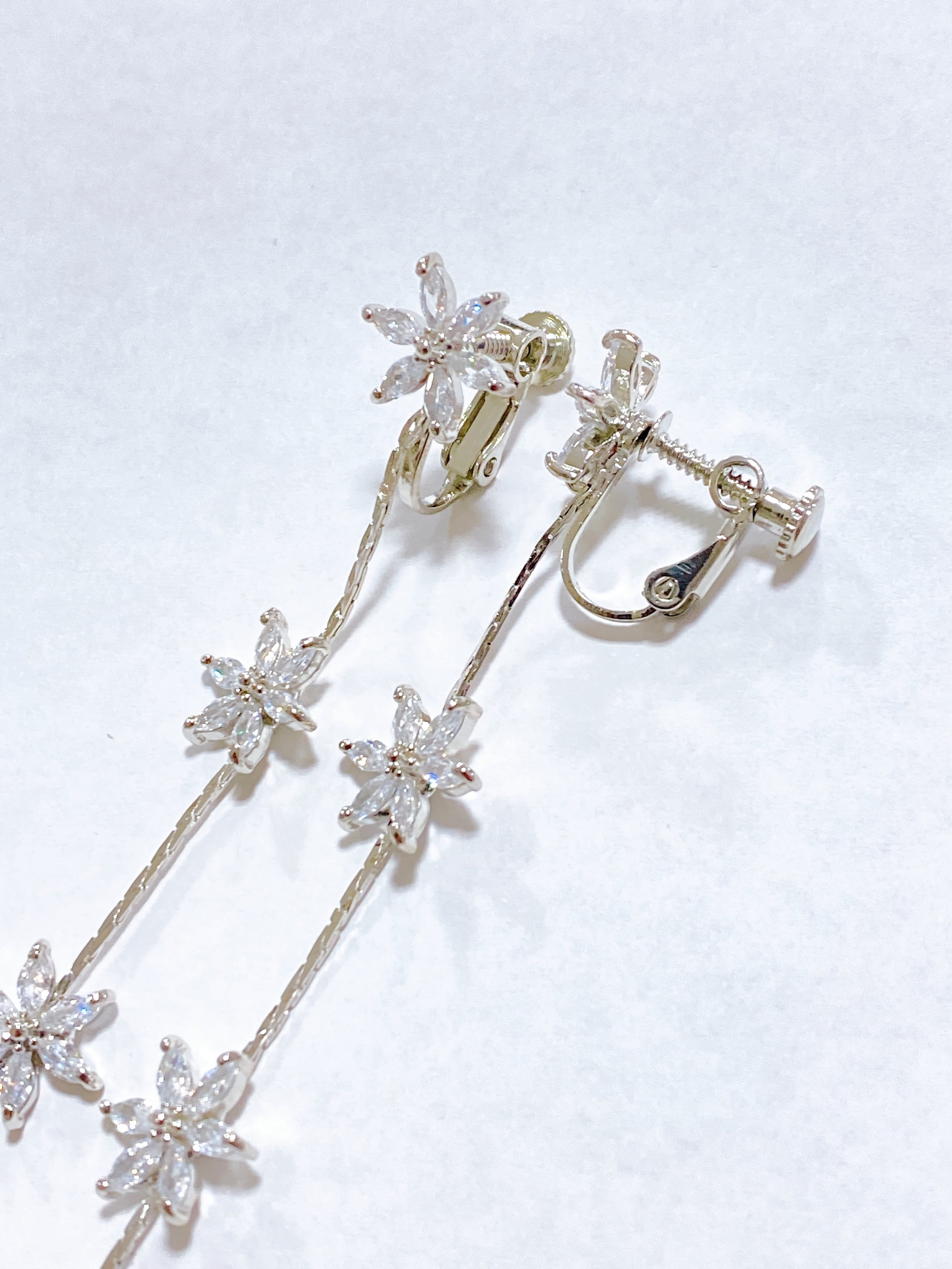 4CZフラワーピアス/イヤリング | accessory bijou
