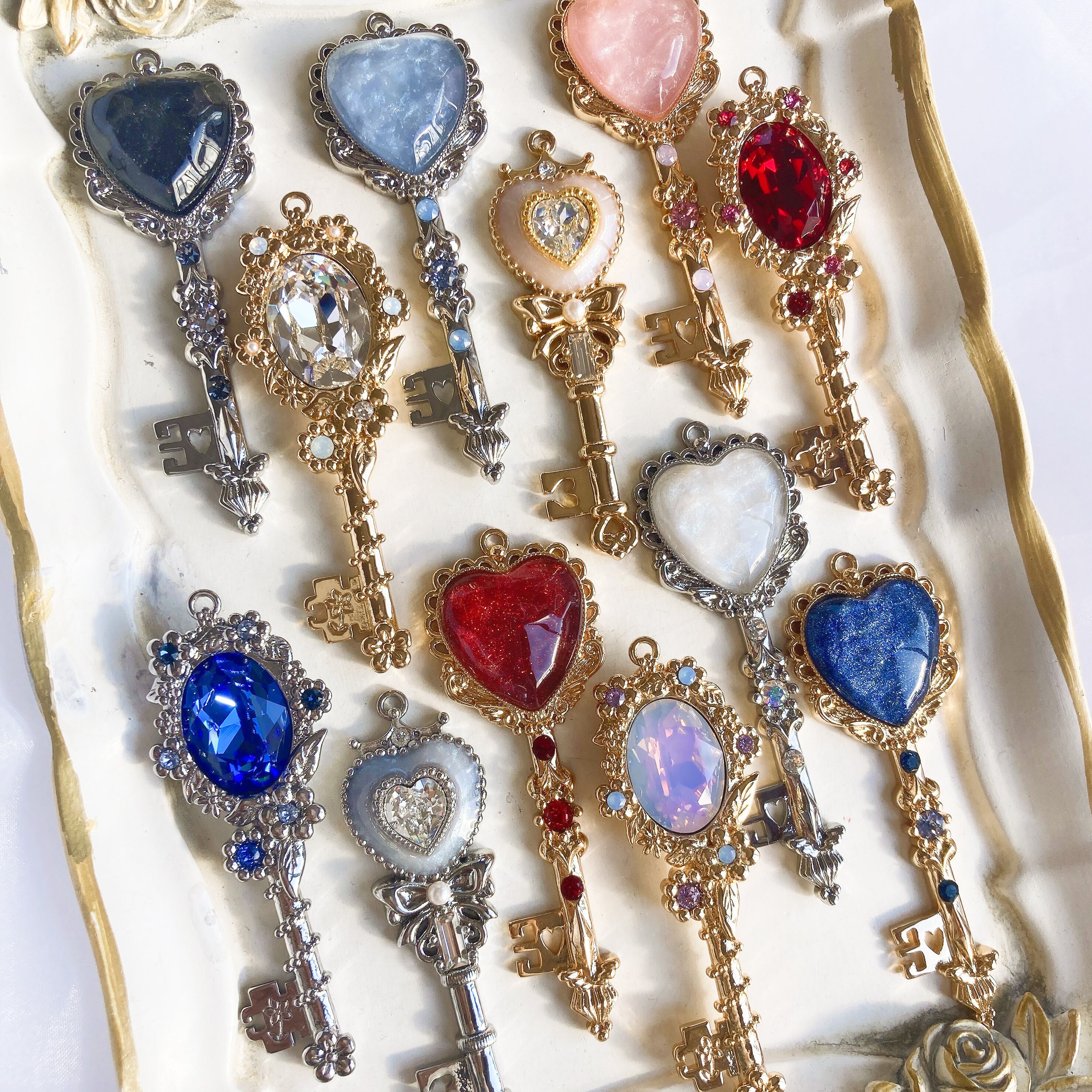 ティアラハートキーチャーム（ホワイト） | マルベリコ