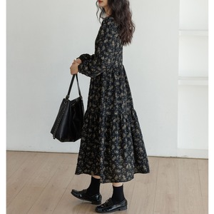 ボタニカル柄 ティアード ミモレ丈 ワンピース W01421