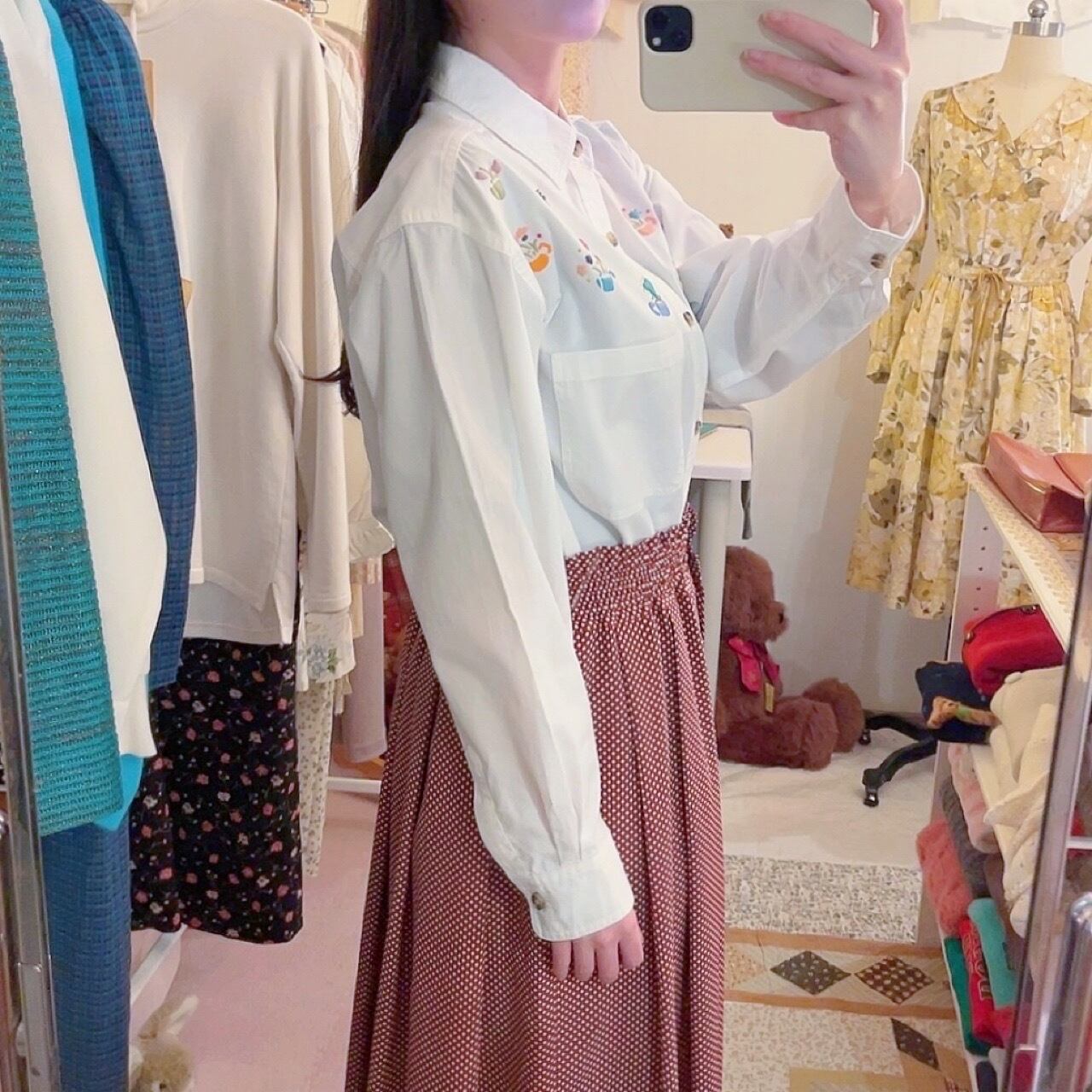 colorful mini flower white blouse