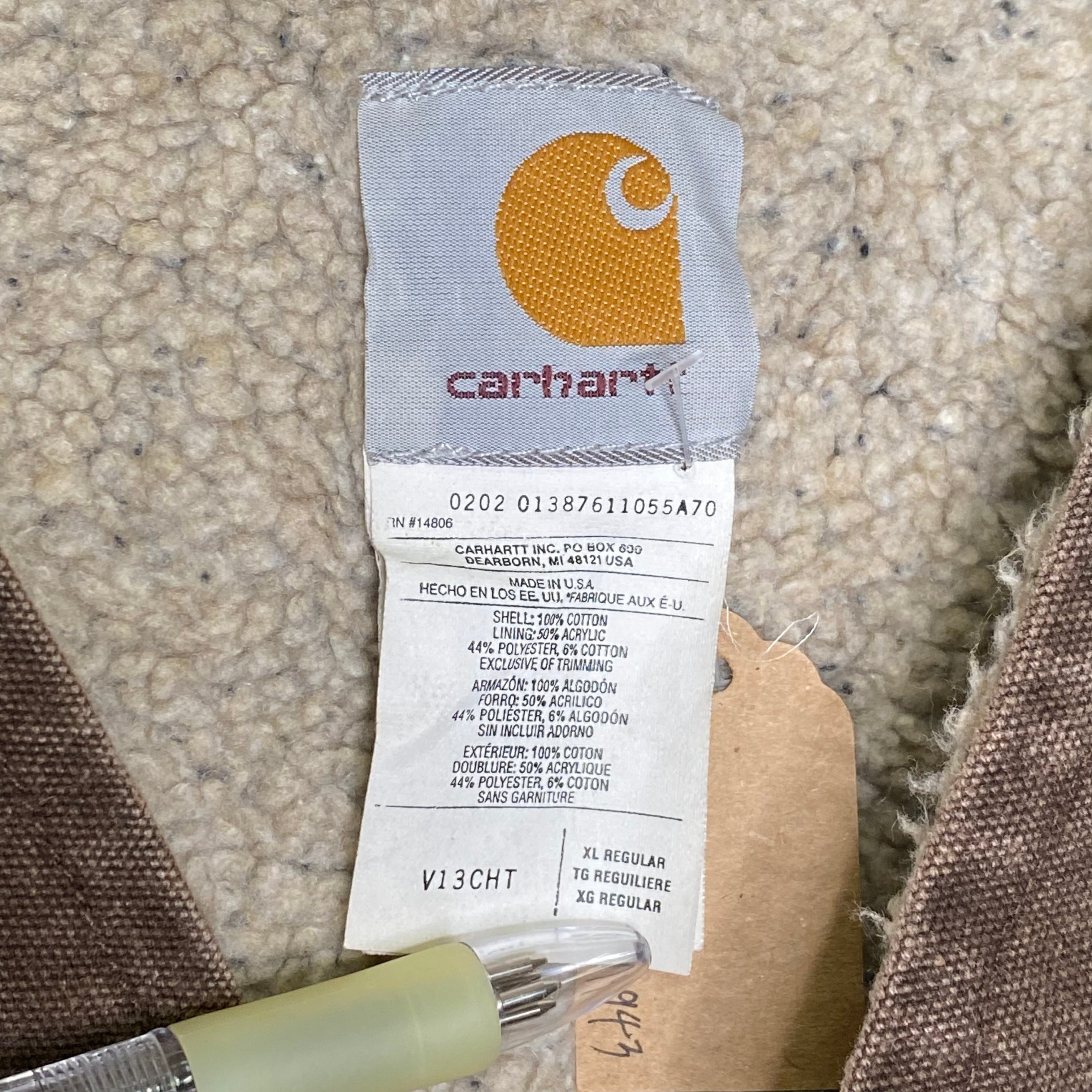 Made in USA】Carhartt ダックベスト XL 革パッチ 企業刺繍入り 