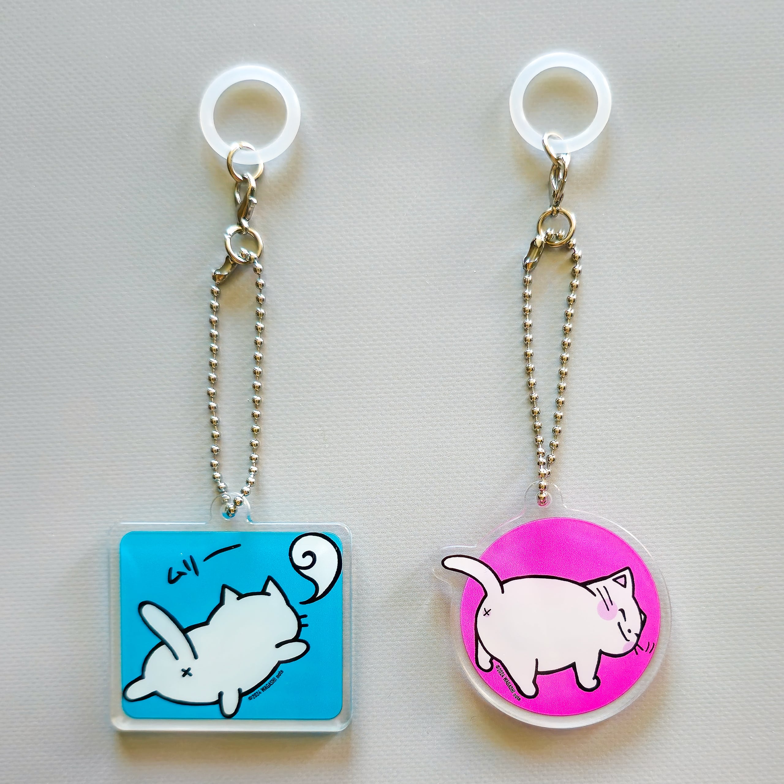 ムリーねこ・おけつねこのアクリルキーホルダー兼アンブレラマーカー