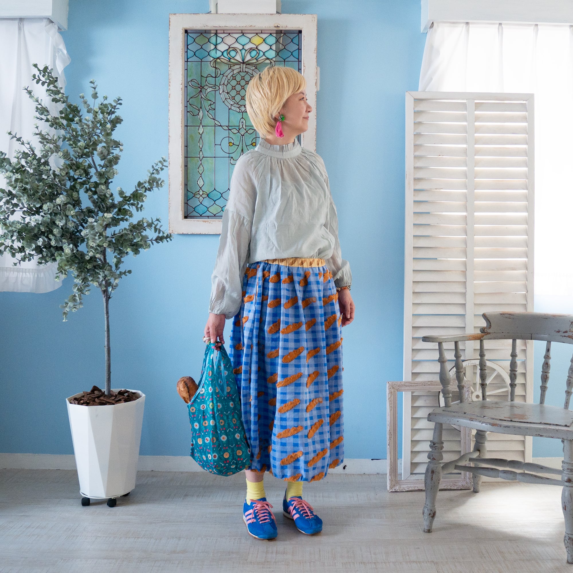 フランスパンのスカート&ブラウス