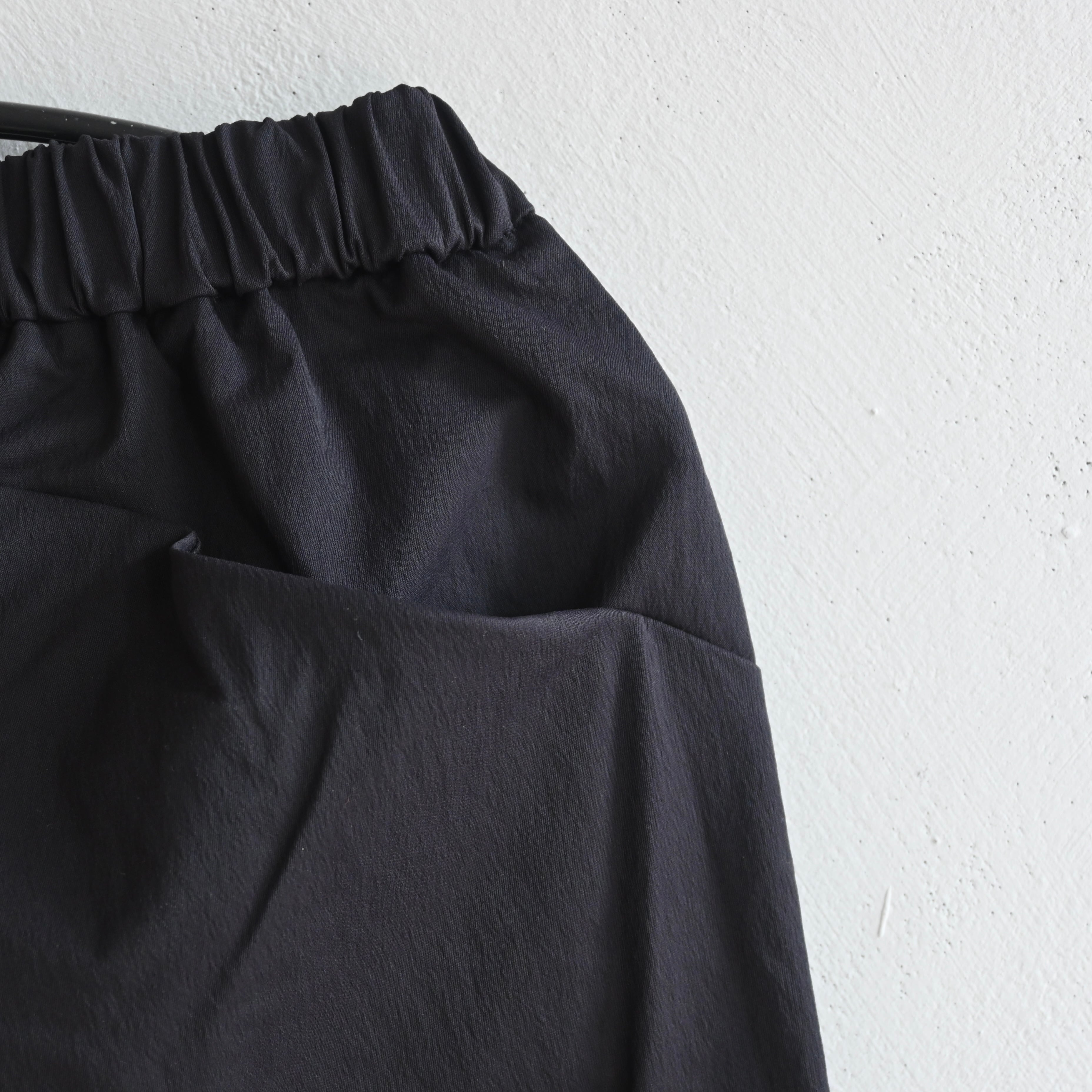 MOUNTEN. 2024SS》Re-nylon gaba 1tuck pants / black / 110cm