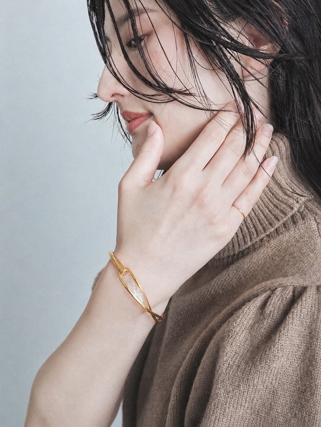 WIND BANGLE