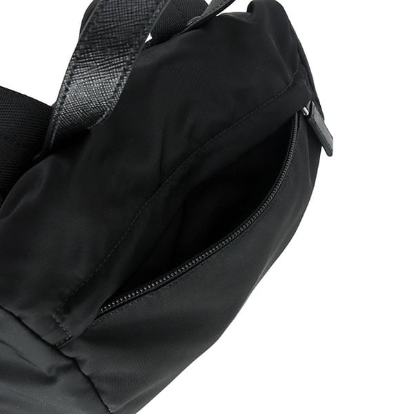 Unused PRADA プラダ バックパック Re-Nylon サフィアーノレザー