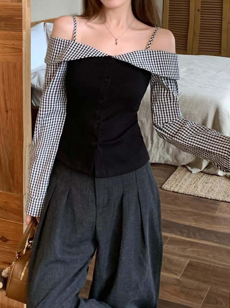 キュートな肌見せで視線独り占め♡ ギンガムチェックドッキングオフショルトップス 大人可愛い 肌見せ チェック柄 長袖 おしゃれ 着映え 細見え デート 大きいサイズ 韓国 CH11140