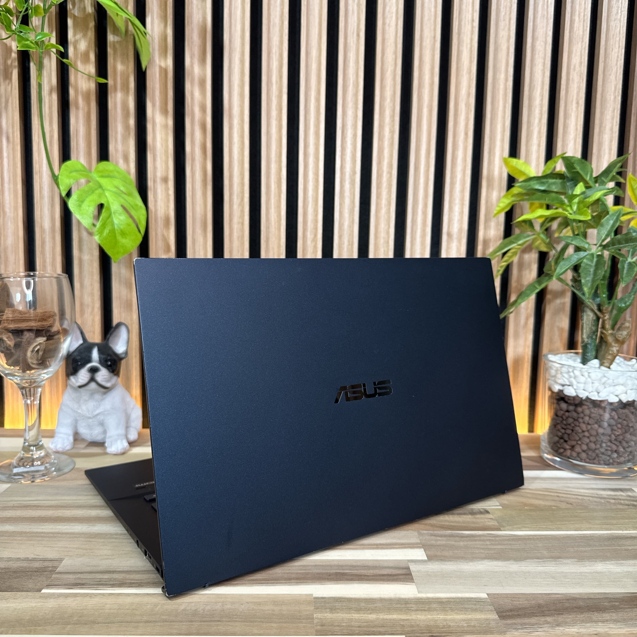 ASUS ExpertBook i7 10世代 公式ショップ限定価格❣️/ 最高峰《ハイ