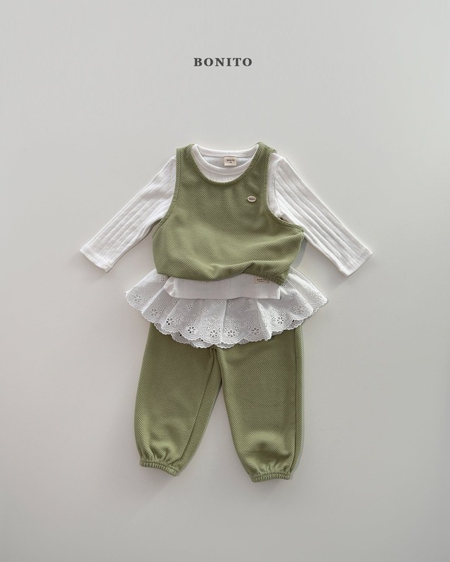 《3/29入荷予定》送料無料【BONITO】Eyelet T-shirt