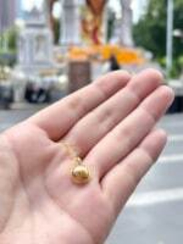 【バンコクにてアチューメント】【超美石】ゴールデンタイチンルチルクォーツ　ペンダント（チェーンつき）　4758