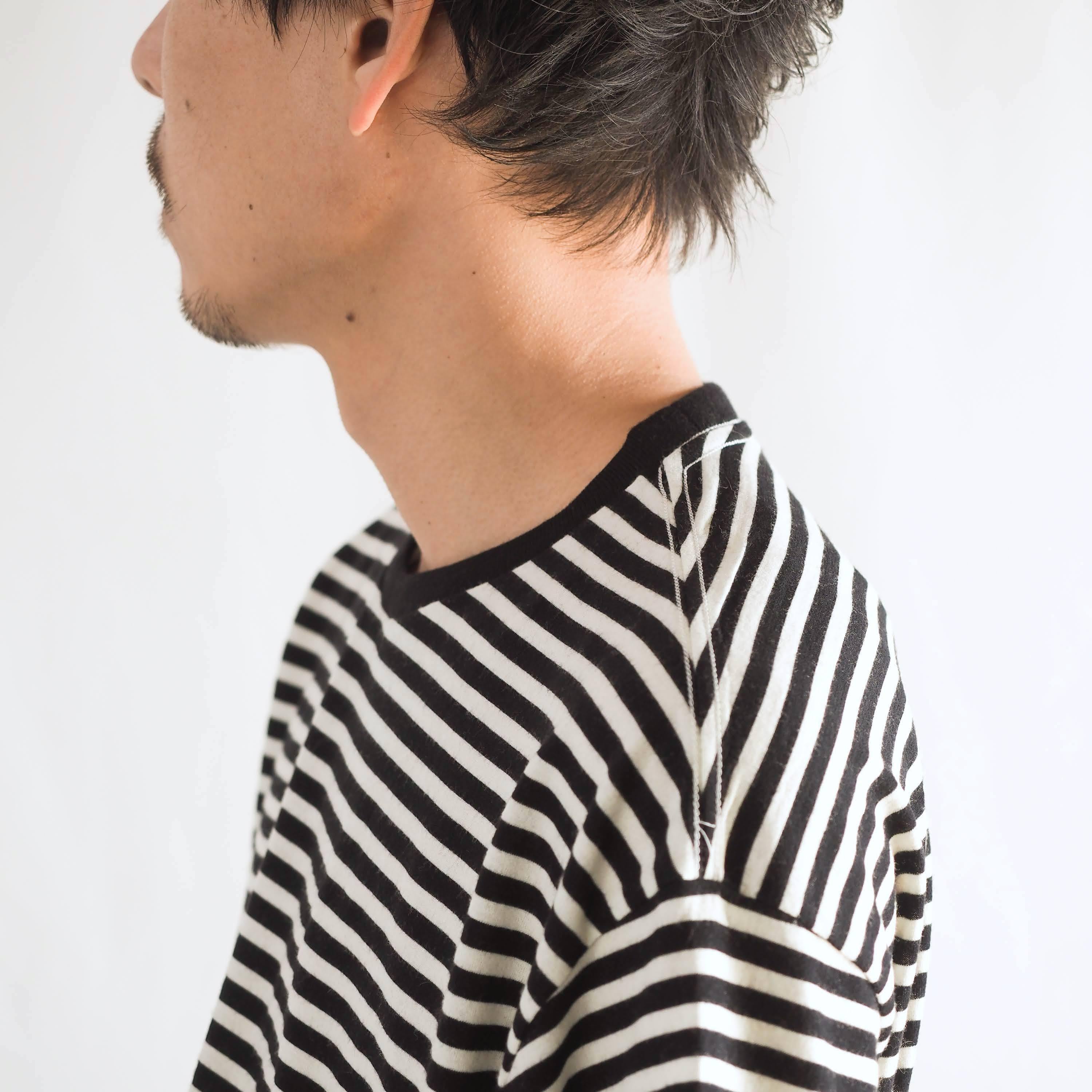 よこしま羊毛Tシャツ ショートスリーブ【しろくろ】iti-10BD | 糸と色