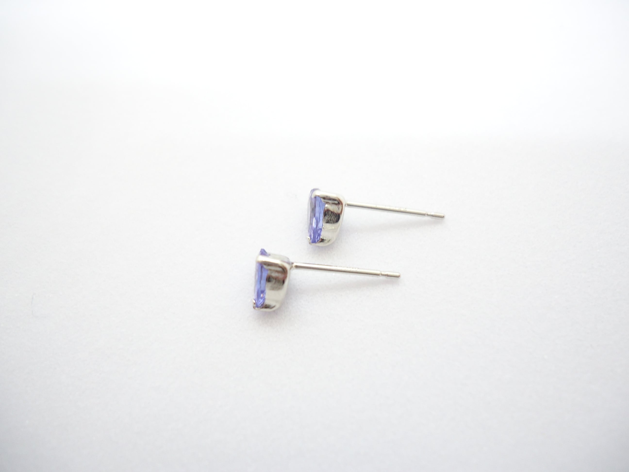 タンザナイト　pt900ピアス Pt900 タンザナイト ハートシェイプ ト－タル約0.74ct | KOHOSHOKAI