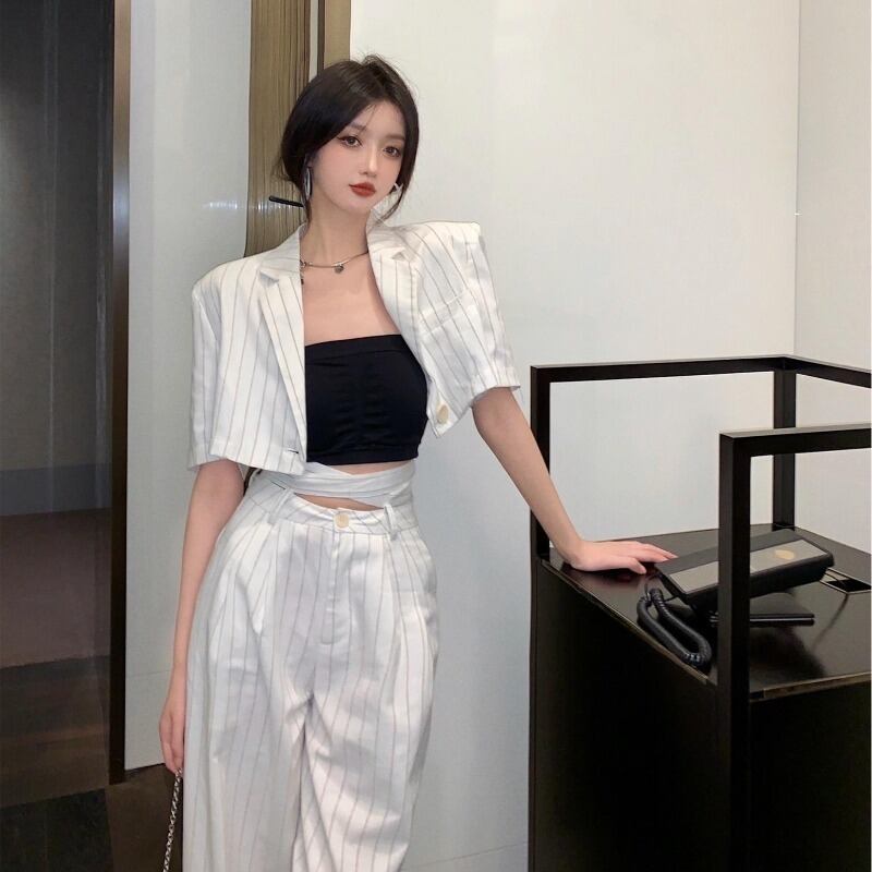 ストライプジャケット レディースサマーショート薄手カジュアル ストリート 夏物 ブラックストロベリース3599574281