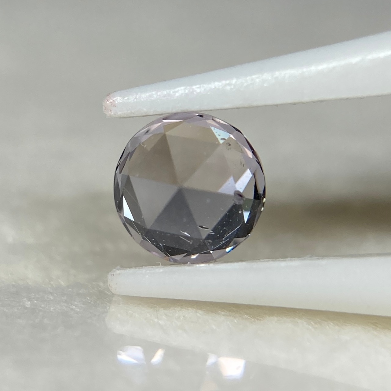 ローズカットサファイア  約3.8mm*2.4mm r-0531