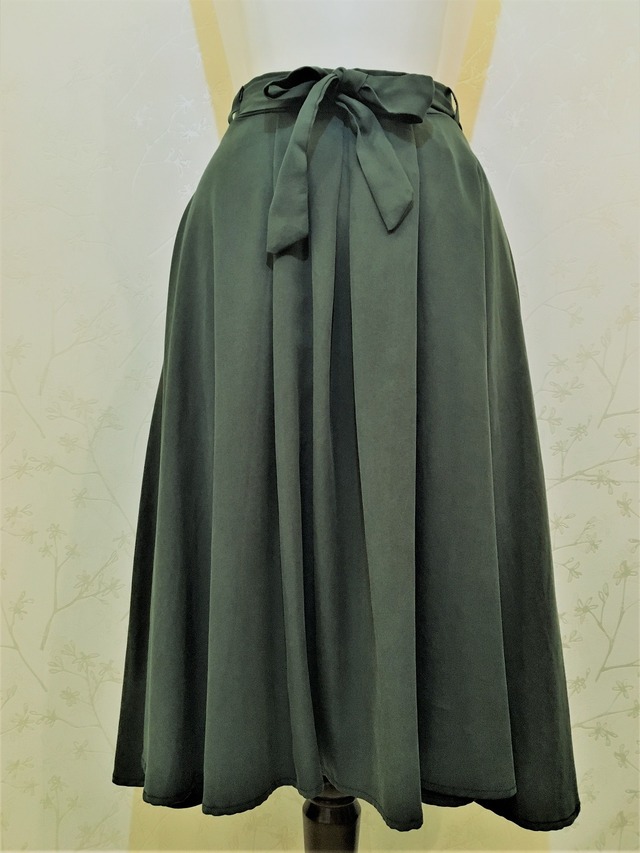 【送料無料】グリーン色のテンセル、ギャザースカート