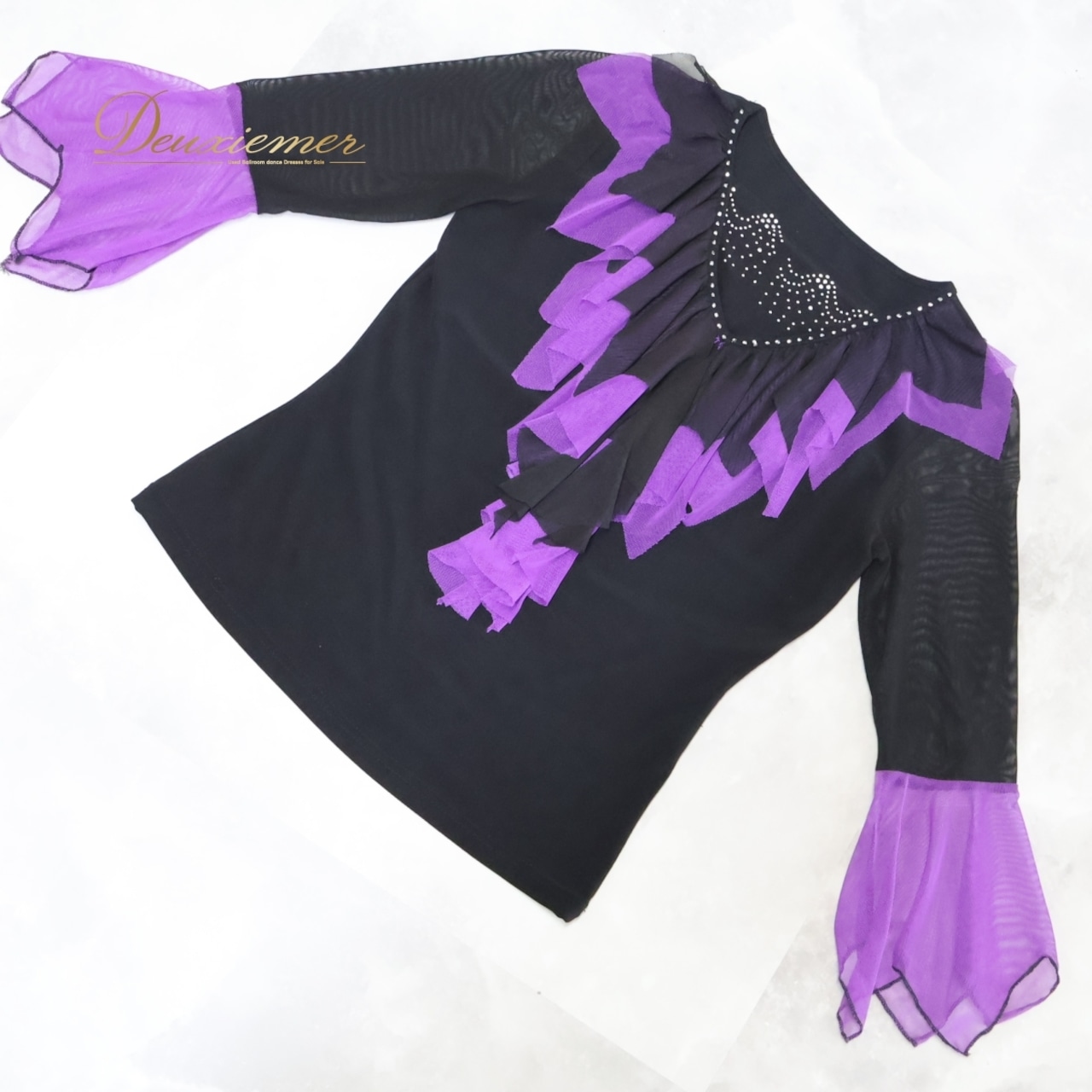 【美品 社交ダンス衣装】パープル トップス スカート 上下セット レッスン着 紫 黒 フリル レース 花柄 ラメ ドット柄 鮮やか