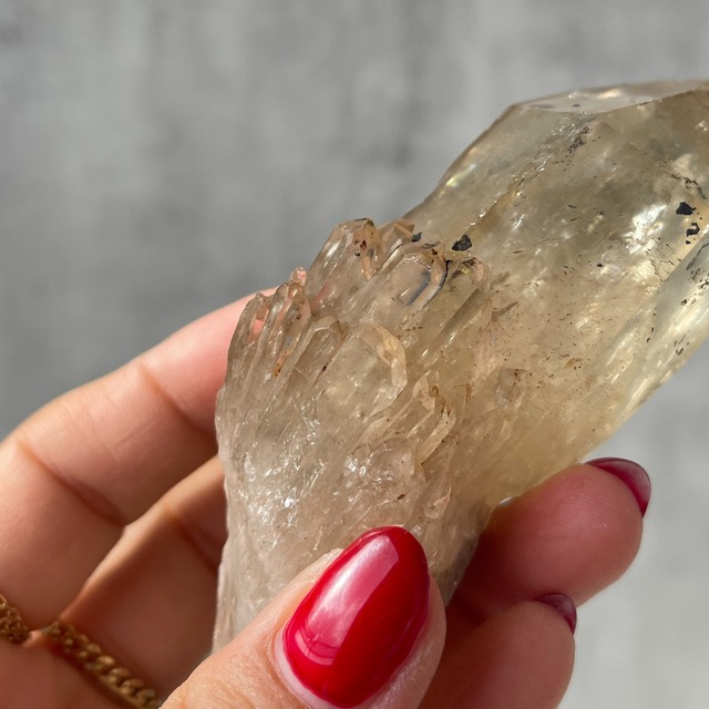 《虹あり》【コンゴ産 クンダリーニシトリン（非加熱 Citrine）】ゲーサイト｜鉱物 天然石 パワーストーン